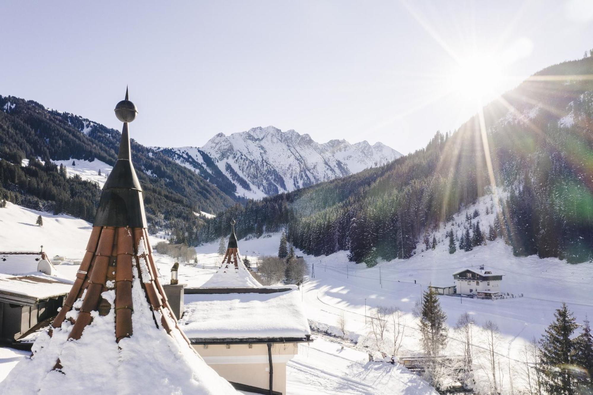 Traumhotel Alpina Superior --Yoga Und Ayurvedahotel (Adults Only) Gerlos Bagian luar foto