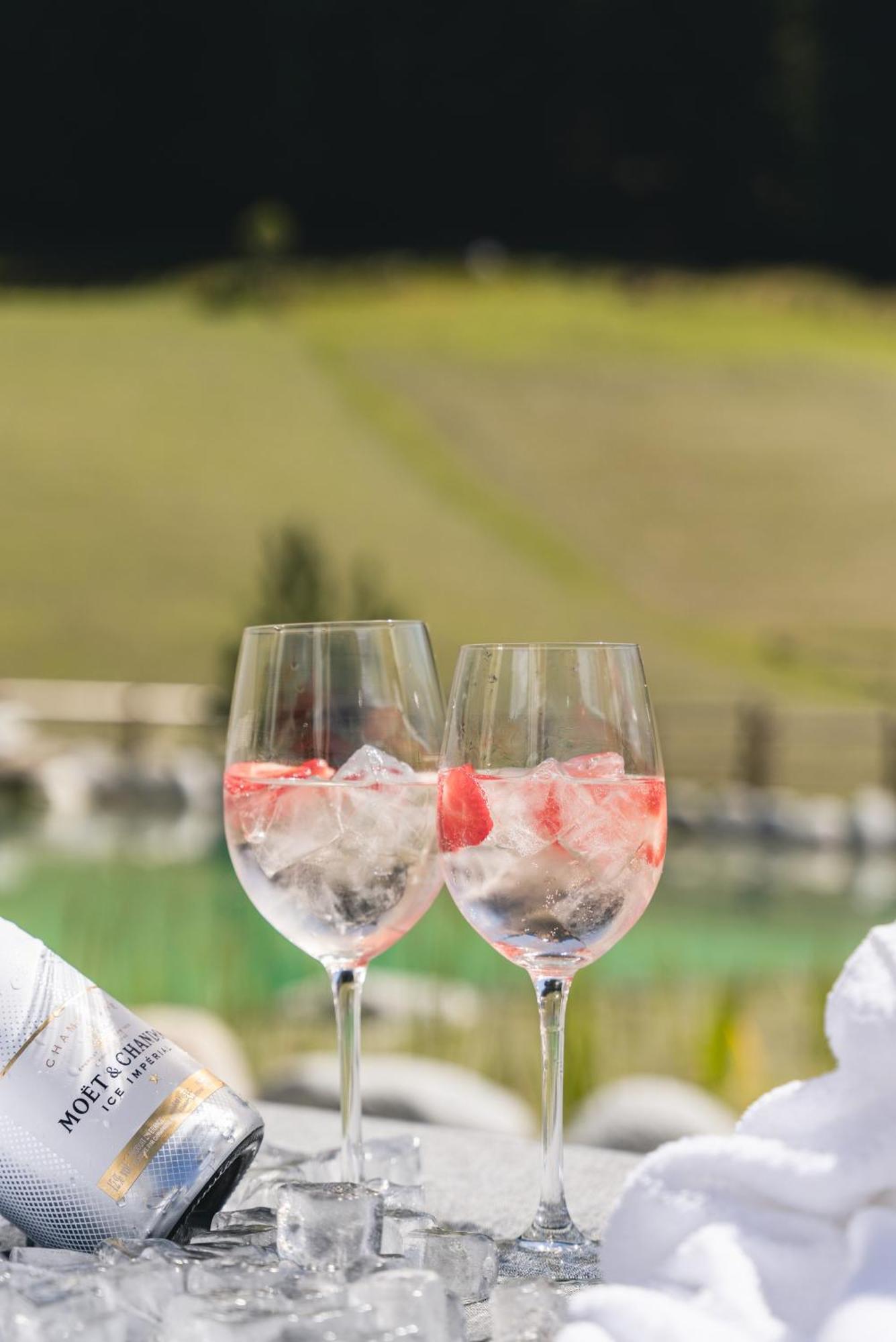 Traumhotel Alpina Superior --Yoga Und Ayurvedahotel (Adults Only) Gerlos Bagian luar foto